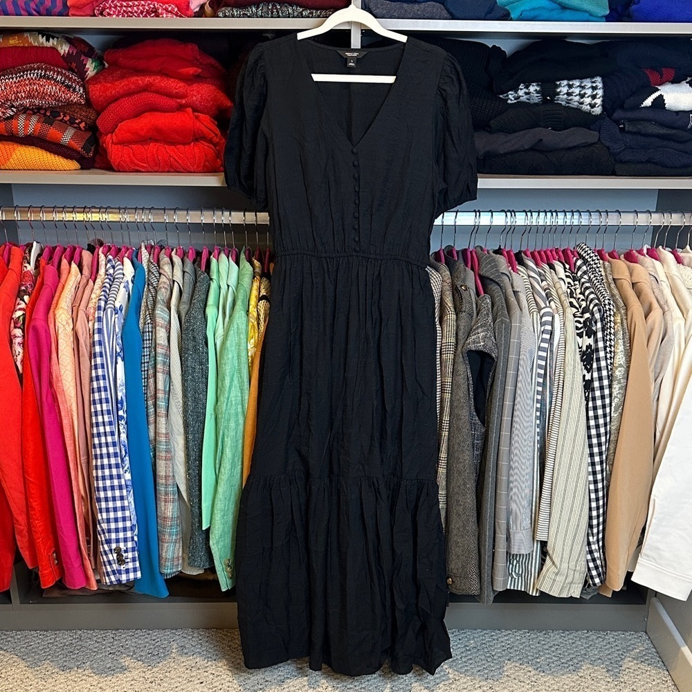 Vera Wang black v neck short sleeve elastic waistband 2 pocket maxi dress size S